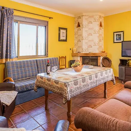 Holiday home Stunning In With Wifi